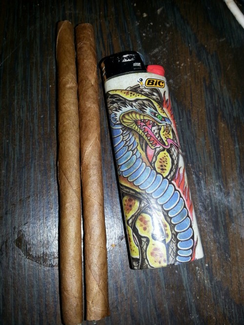 indica-illusions:  indica-illusions:  one for me, one for you   finally found that lighter again i l