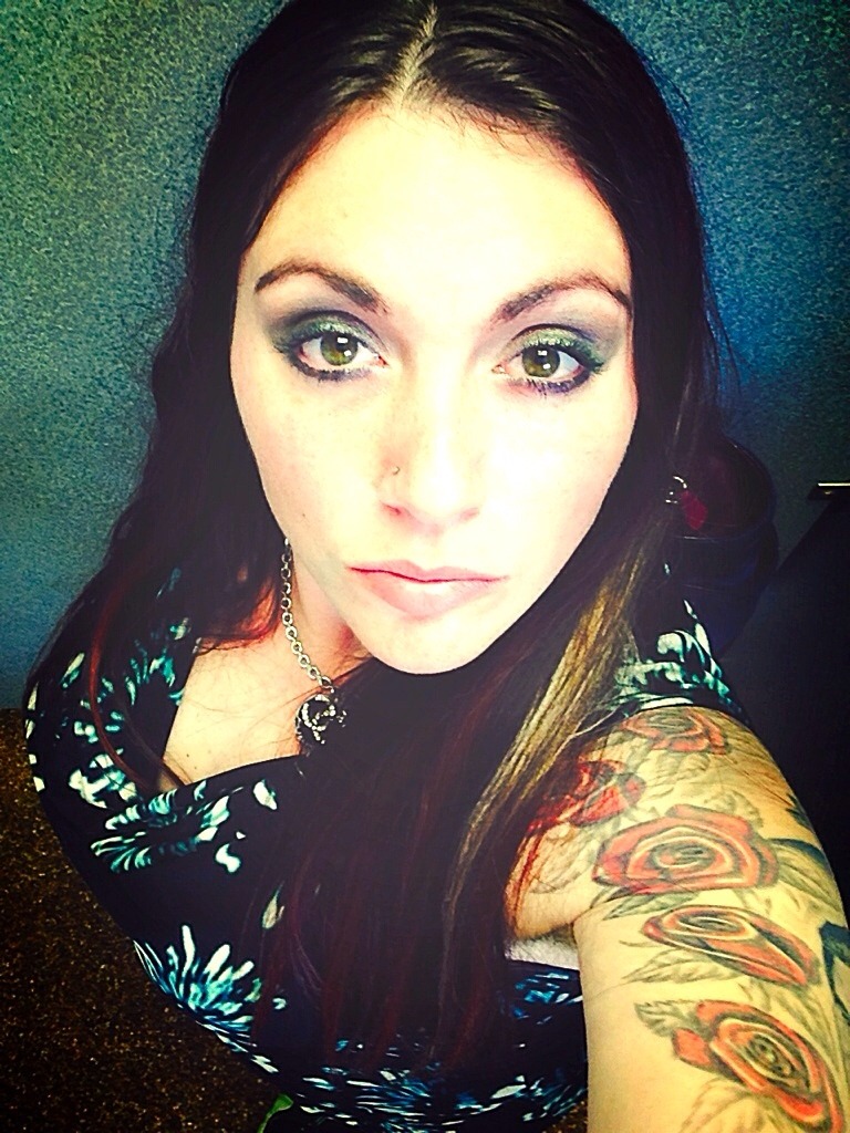 sexyray1982:  thomaswm13:  sexyray1982:  Why hello there…I decided to share my