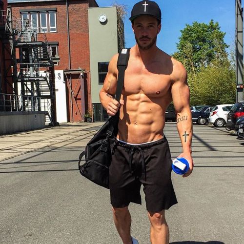 slysf:Daniel Fox