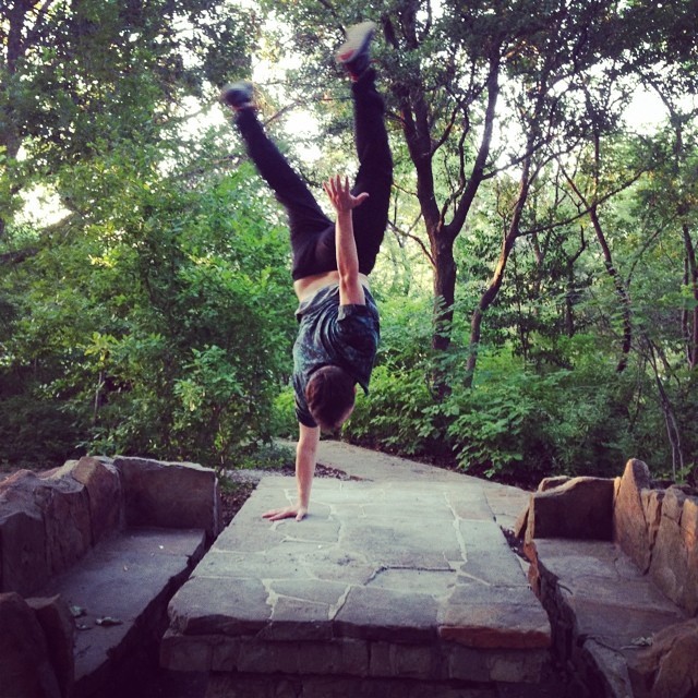silverspacesurfer:  Evening run/parkour with @kayaletho #running #reverchon #lotr