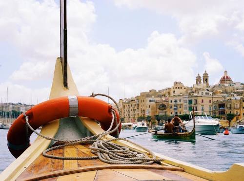 Crossing #Malta&rsquo;s Grand Harbour via Instagram ift.tt/2aQBhYm