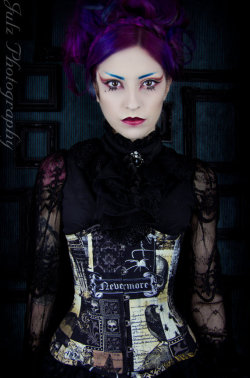 undeadcosmicunicorn:  Edgar Allen Poe Nevermore Corset