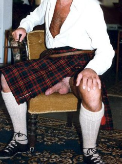 Flashing men in kilts