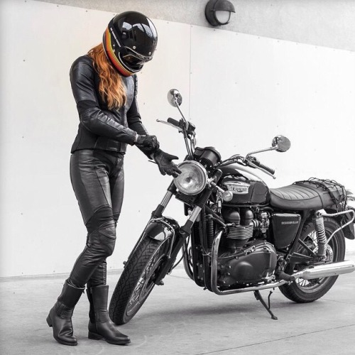 Porn photo thebestmotorcycles:  THE BEST MOTORCYCLES