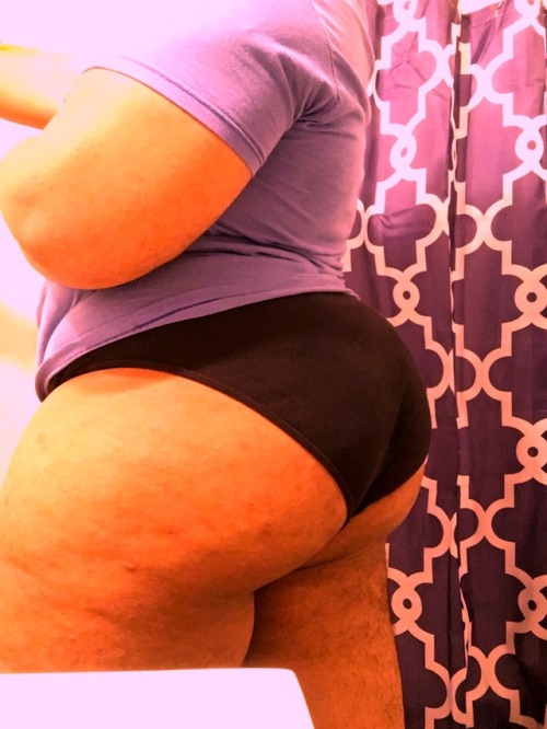 jaynyugen:Honestly I hate my cellulite ‼️