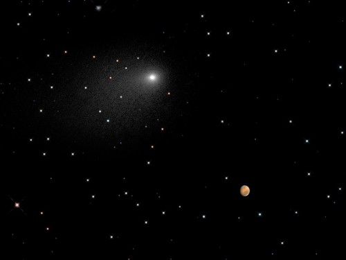 Composite image from Hubble of comet Siding Spring passing near Mars js