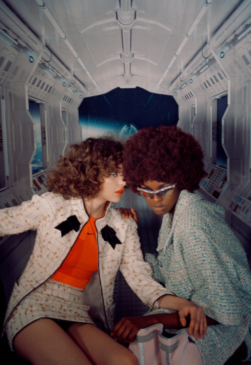 pocmodels:De’airra Hoskin &amp; Marisha Urushadze by Natalie O'Moore for V Magazine - Apri