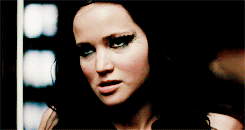 mynightmaresareaboutlosingyou:  catching fire meme • [2/8] scenes Johanna unzips