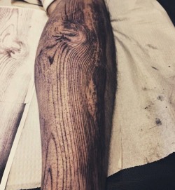tattrx:  Wooden leg work-in-progress byDAVID