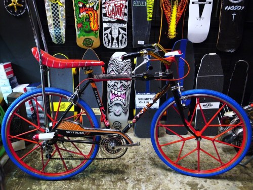 tonightwedrinktomorrowweride: Custom Cruiser from CPW Skate Shop in Tokyo , Japan . Top is how it w