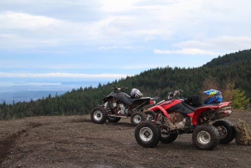 Nice little ride today in the foothills , explored a couple trails we haven’t taken before and discovered someone somehow got a picnic table up there