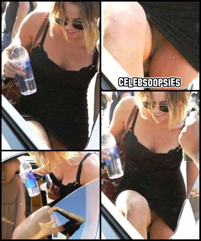 sysad12:  Miley Cyrus pussy