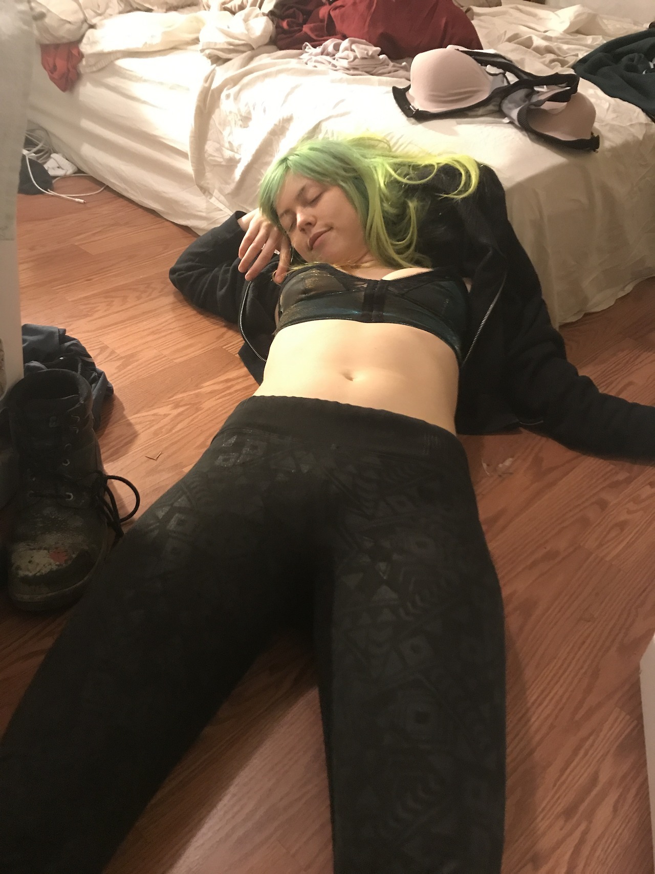 whitehaht:  Fucked up girl ;)