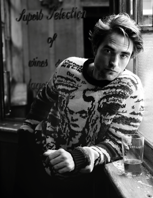 robertpattinsondaily:Robert Pattinson for Esquire UK