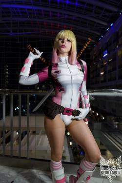 love-cosplaygirls:  Gwenpool by Ryuu Lavitz