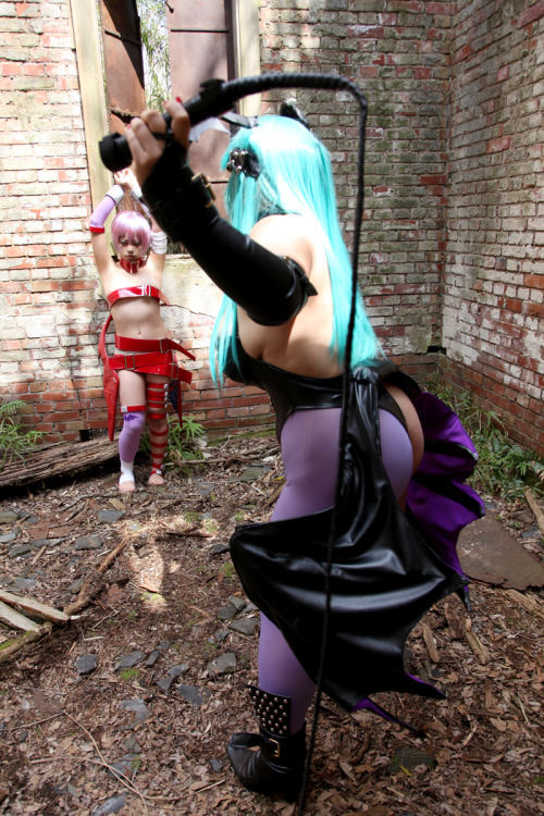 XXX Darkstalkers - Morrigan & Lilith (Chouzuki photo