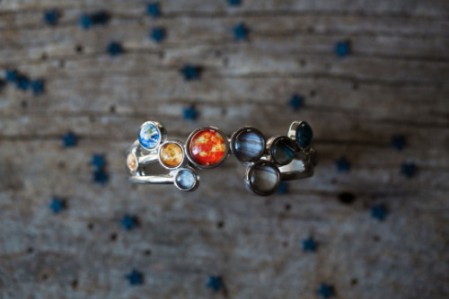 wordsnquotes:  culturenlifestyle: Stunning Jewellery Collection Pays Homage to the Solar System by Lauren Beacham American artist Lauren Beacham left her job as a gallery director to dedicate her herself and artistry to her newfound passion as a jewelry