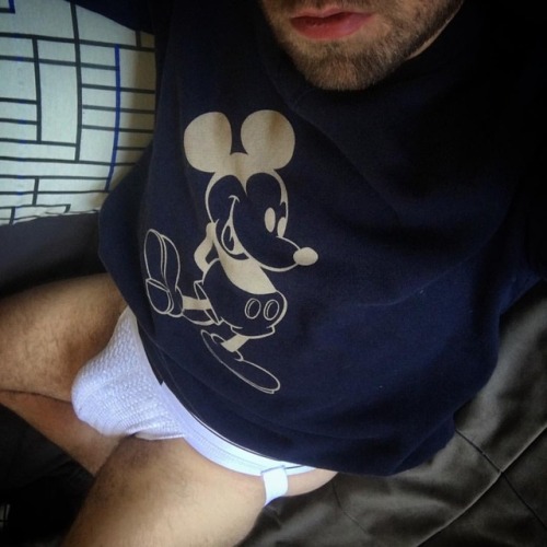 #ohmickeyyouresofine #gaybeard #gayscruff #gaymale #gaygeek #jockstrap