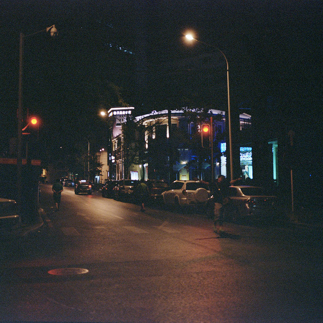 allbyfilms:  Portra 400 - 20140711 - Wandering at late night on Flickr.Wandering
