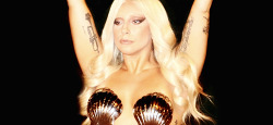venuswarhol:  Lady Gaga - Seashell bikini