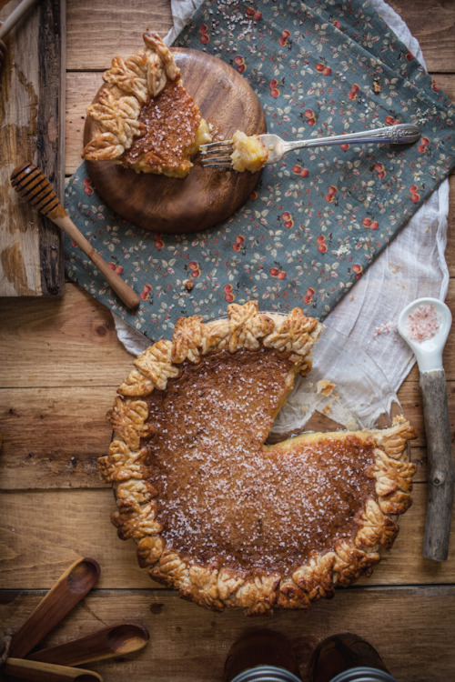 wevestill-gottime:Salted Rose and Honey Pie