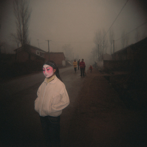 redlipstickresurrected:Zhang Xiao aka Zhangxiao aka 張曉 aka 张晓 (Chinese, b. 1981, Yantai, Shandong Province, China) - From Shanxi series, 2009  Photography (Shanxi is a series dedicated to the ceremonies and celebrations of the eponymous province