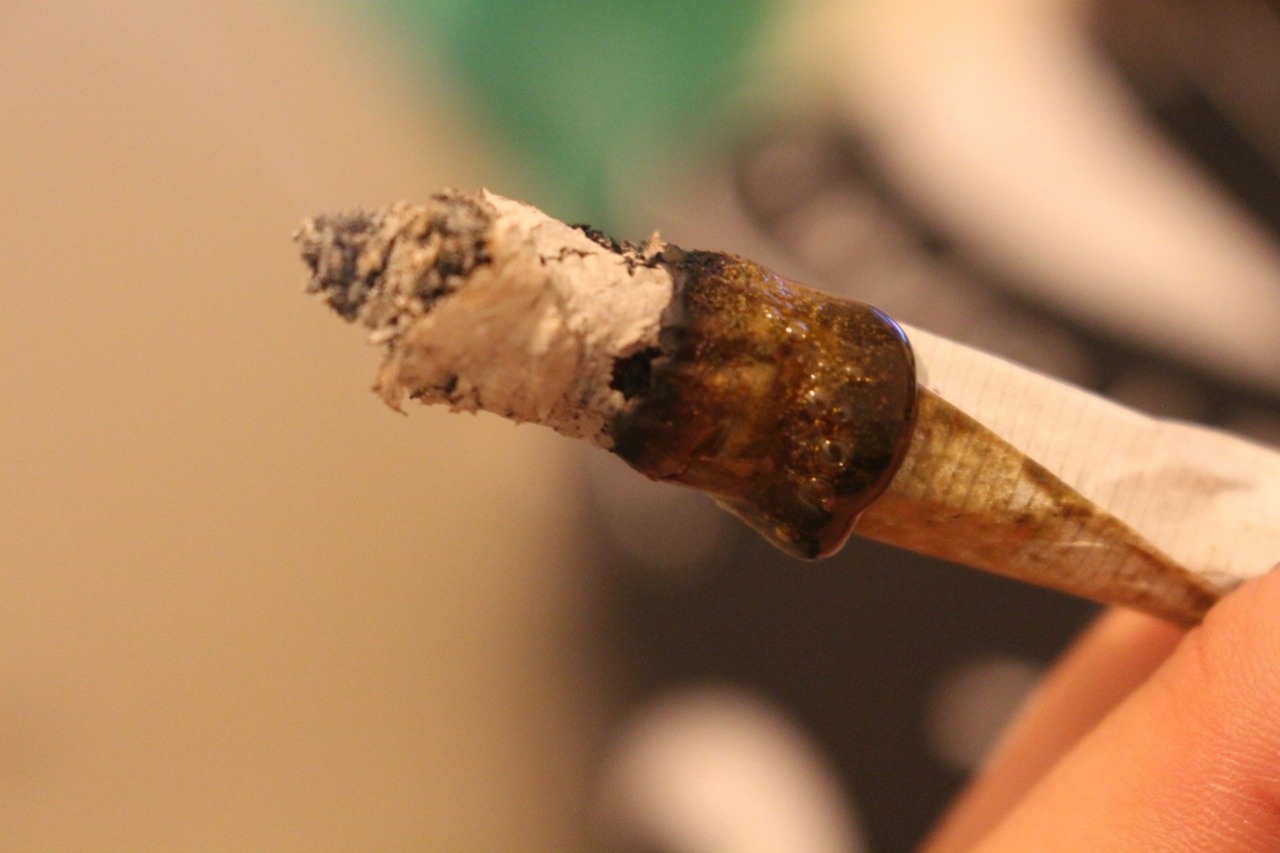 missanthropyy:  In case you guys were wondering how this twax joint smoked :) 
