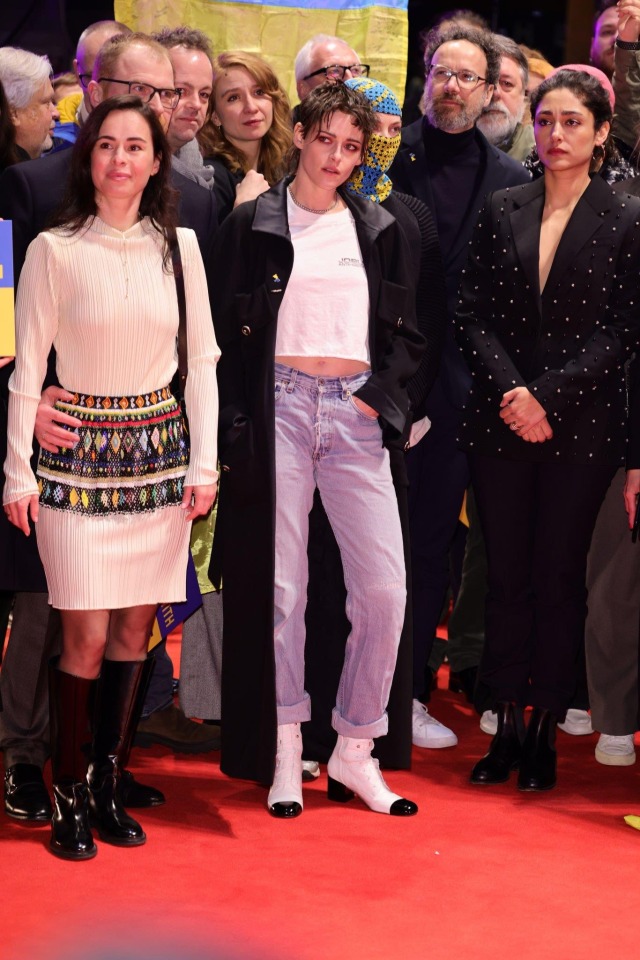 Berlinale jury led by Kristen Stewart showing solidarity with Ukraine along with the Ukrainian ambassador and German Minister 