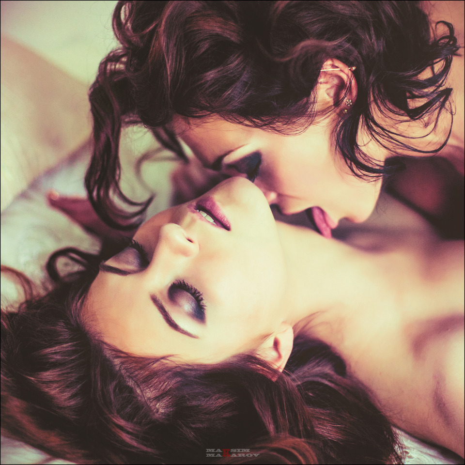 lesbiansilk:  by Maksim Makarov 