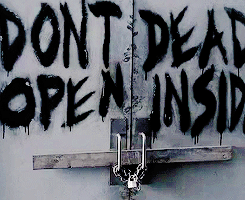 reedusgif: People leave messages to warn others