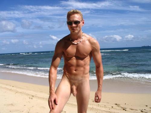 Male Nudism - Be proud of your body