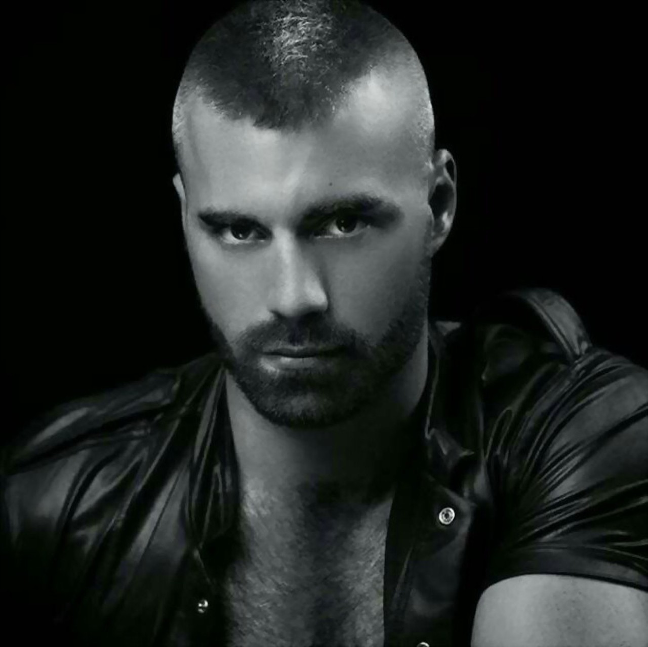 Fur, Tats, Leather and Scruff...