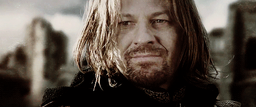imaginexhobbit:Imagine Boromir comforting you when you get scared, and telling you sweet words of co