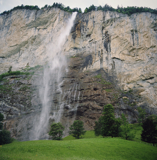 definitelydope:  all around the alps (by manyfires)