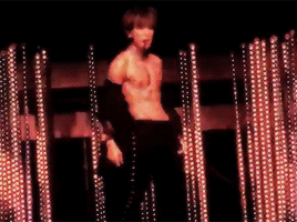 lovelybyunbaek:IM DEAD!!!!! I CAN’T BREATHE!!! 