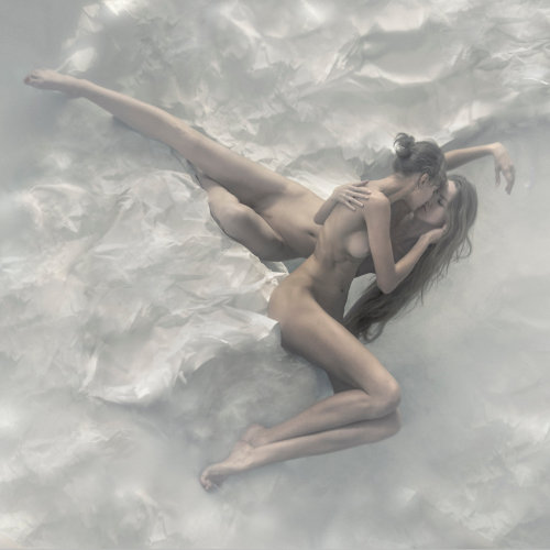 Porn photo burningsea:  on crumpled clouds by photoport