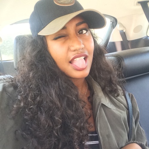 akihcur:ig:: akihcur_
