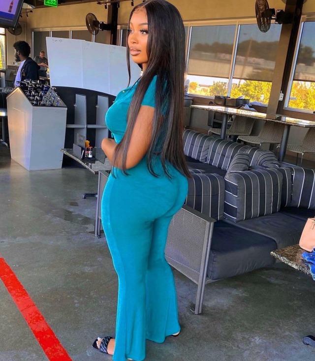 nextlevel209:csmitty4u:princejazziedad:DeliciouslySexy Luscious BootiDelicious Nigerian