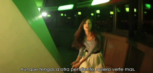 no-sabi-amar-ctm:  que es linda wn): 