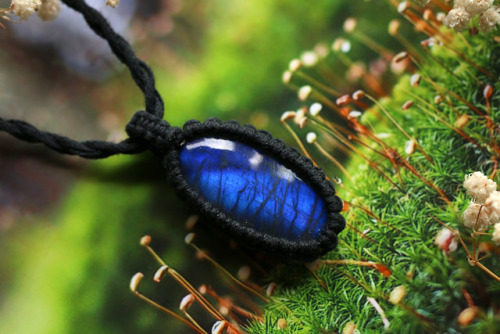 This most beautiful macrame labradorite necklace is made with soft cotton by the wonderful and talen