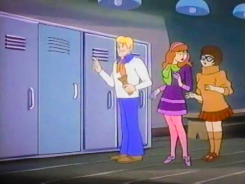 scoobydoomistakes:  “Jinkies, gang! I wonder which of these doors is the one the animators drew for 