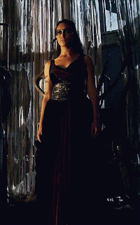 onlyalyciacarey:Lexa Appreciation Week:↳ Day 5: Favourite outfits.