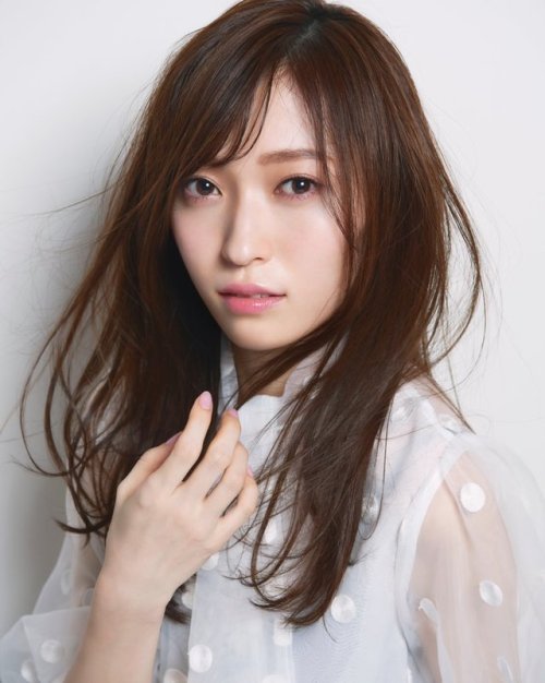 deepbluetomato:    山口真帆 (元NGT48) 
