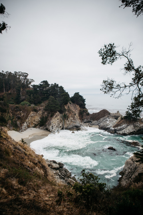 natura-e: idontlikedicktionaries: christophermfowler: McWay Falls | October 2016 Follow for more.Ins