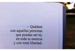 Un Hombre Sueña Pero Aveces Se Cansa De Soñar.