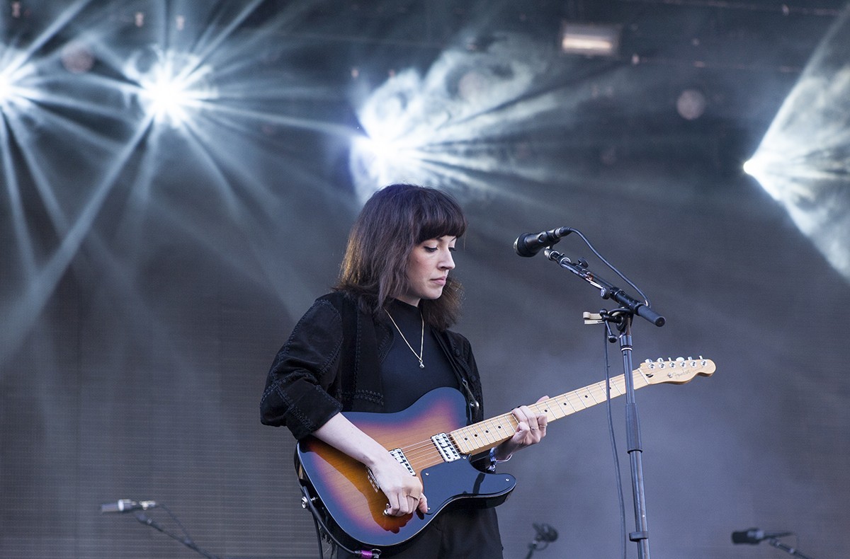 daughterfans:  Elena and Igor of Daughter perform at Boston Calling - 27th September
