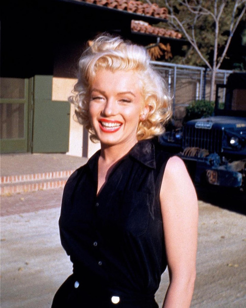 Marilyn Monroe Photographed By Silent-film Legend Harold Lloyd, 1953