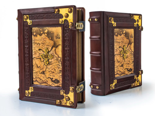 wordsnquotes:  The Medieval Art Of Bookmaking Reclaims Its Place In Modern Craft aLexLibris is an online shop which crafts medieval style leather journal. These designers have inherited the practice of bookmaking, passed on from generations, and with