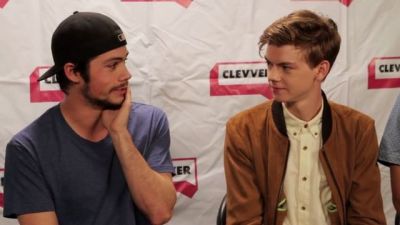 Dylan O'Brien & Thomas Brodie-Sangster  Tumblr_pijysx9kYt1s6zgsg_400