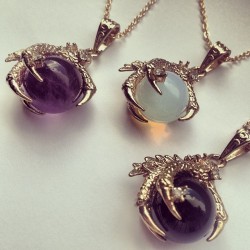 lostatseajewellery:  Claw necklaces are going